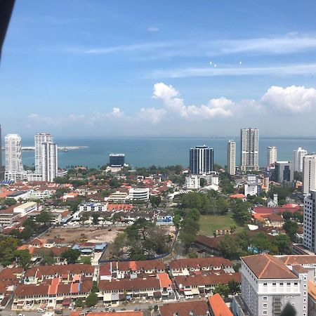 Tropicana 218 Macalister Netflix Unit By Blue Sky Holidays George Town Buitenkant foto