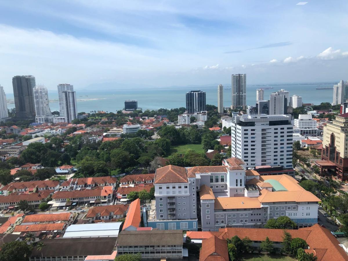 Tropicana 218 Macalister Netflix Unit By Blue Sky Holidays George Town Buitenkant foto
