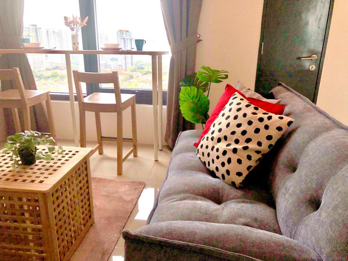 Tropicana 218 Macalister Netflix Unit By Blue Sky Holidays George Town Buitenkant foto