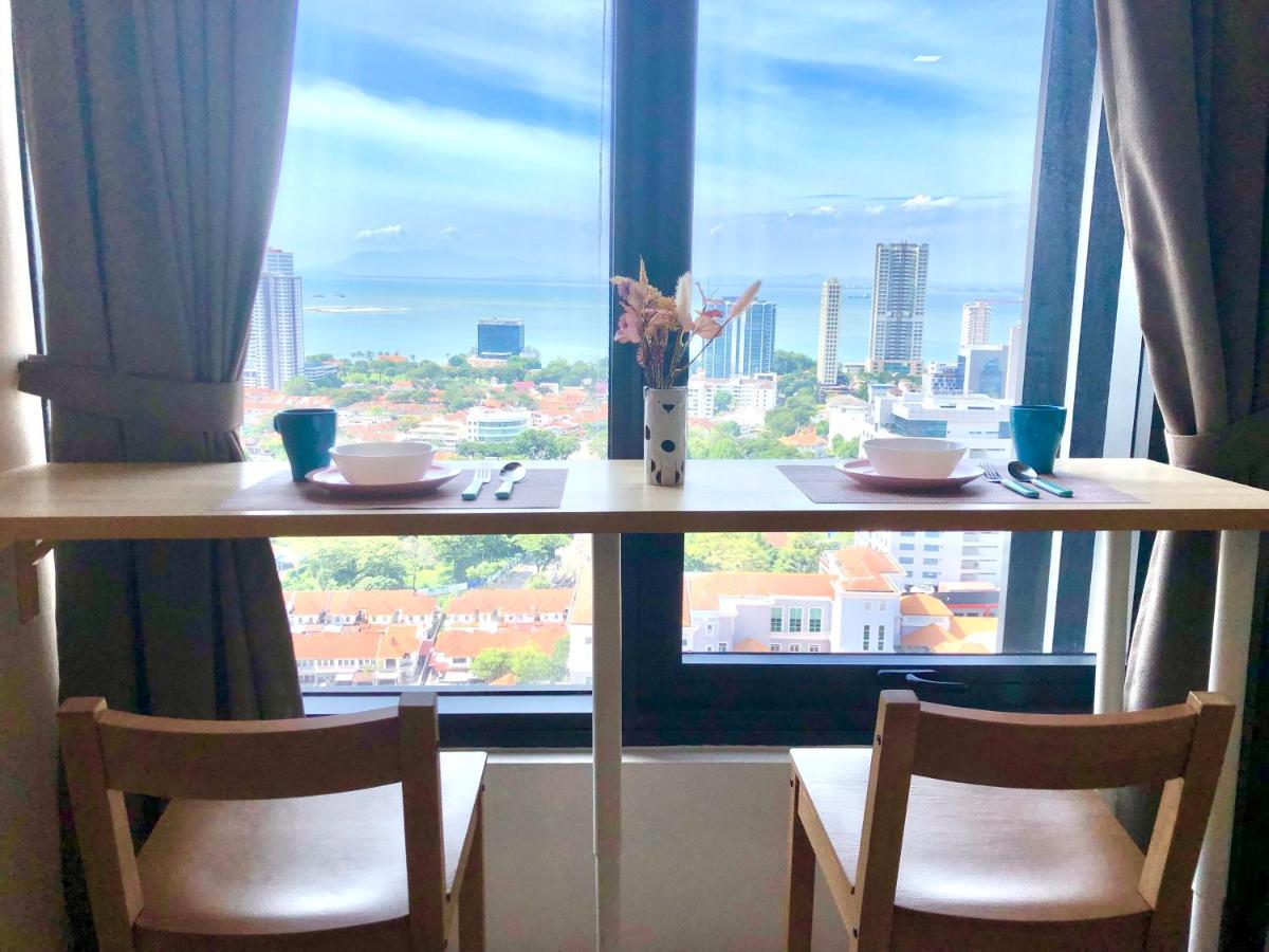 Tropicana 218 Macalister Netflix Unit By Blue Sky Holidays George Town Buitenkant foto