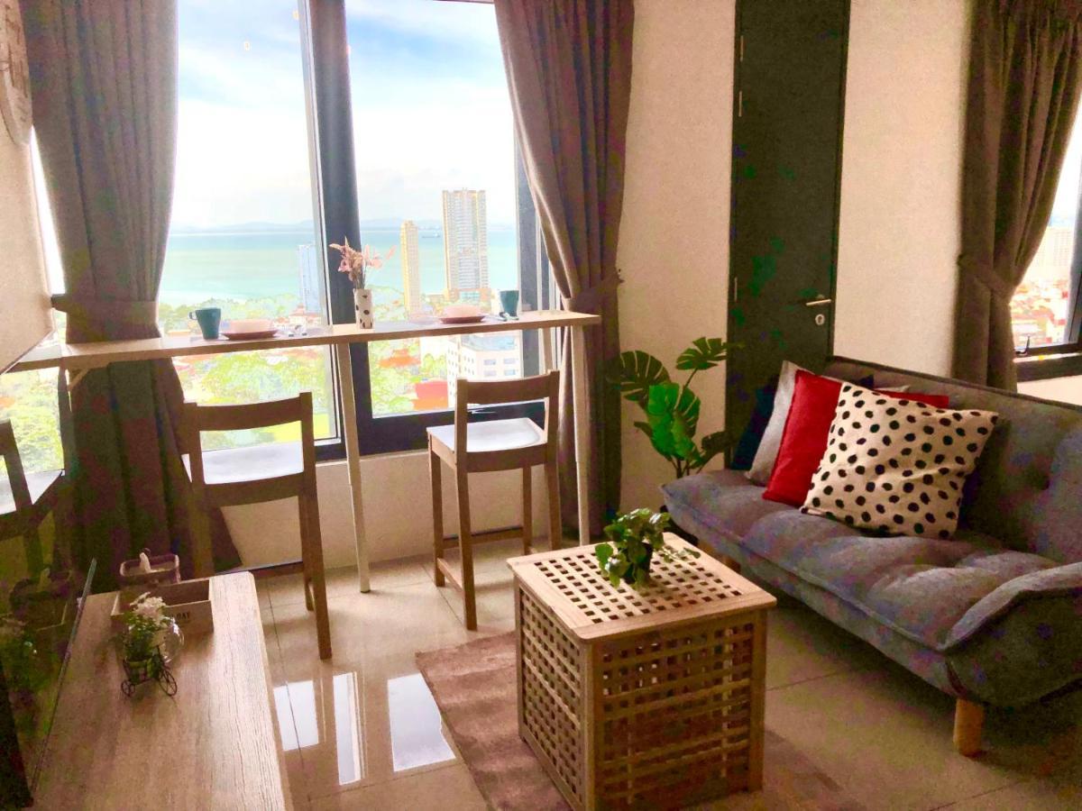 Tropicana 218 Macalister Netflix Unit By Blue Sky Holidays George Town Buitenkant foto