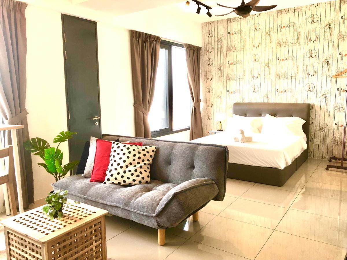Tropicana 218 Macalister Netflix Unit By Blue Sky Holidays George Town Buitenkant foto