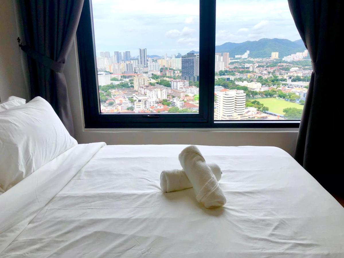 Tropicana 218 Macalister Netflix Unit By Blue Sky Holidays George Town Buitenkant foto