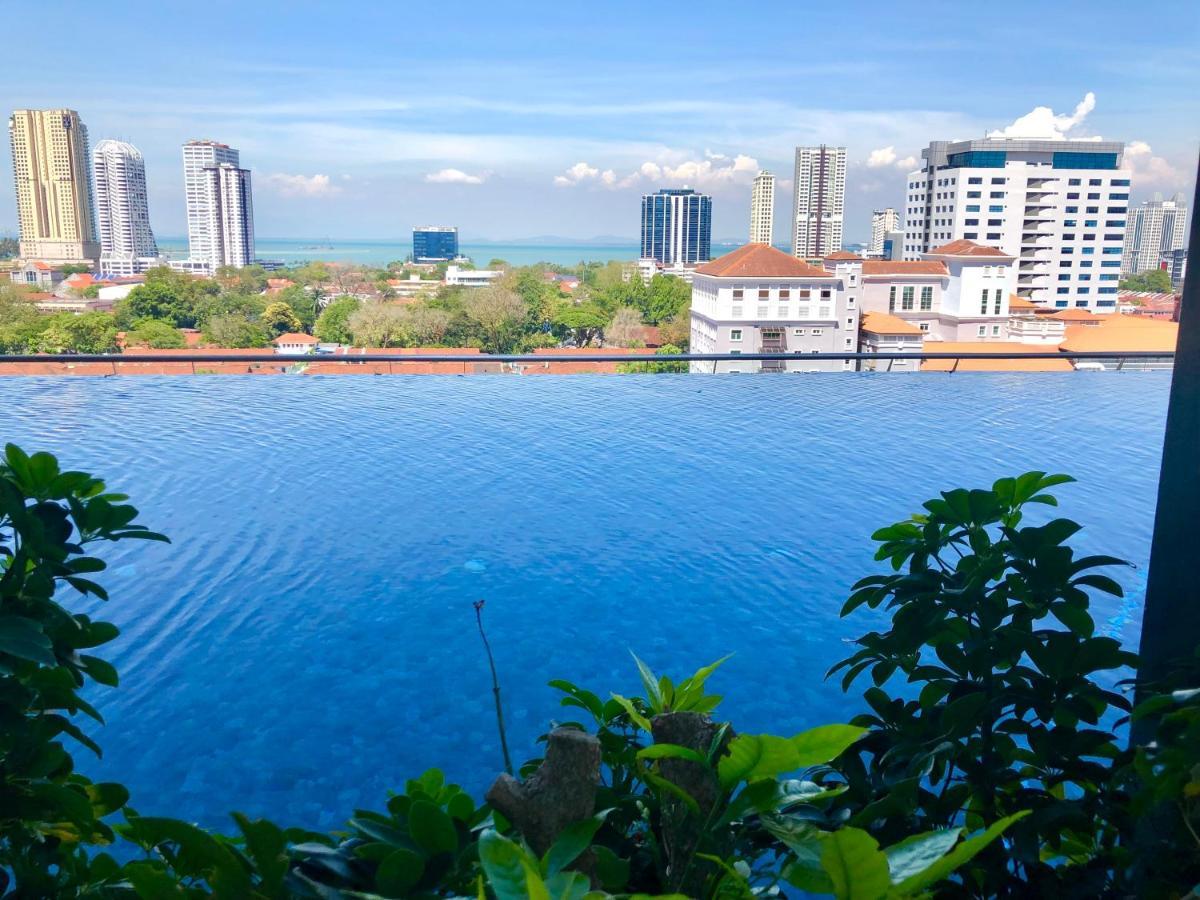 Tropicana 218 Macalister Netflix Unit By Blue Sky Holidays George Town Buitenkant foto