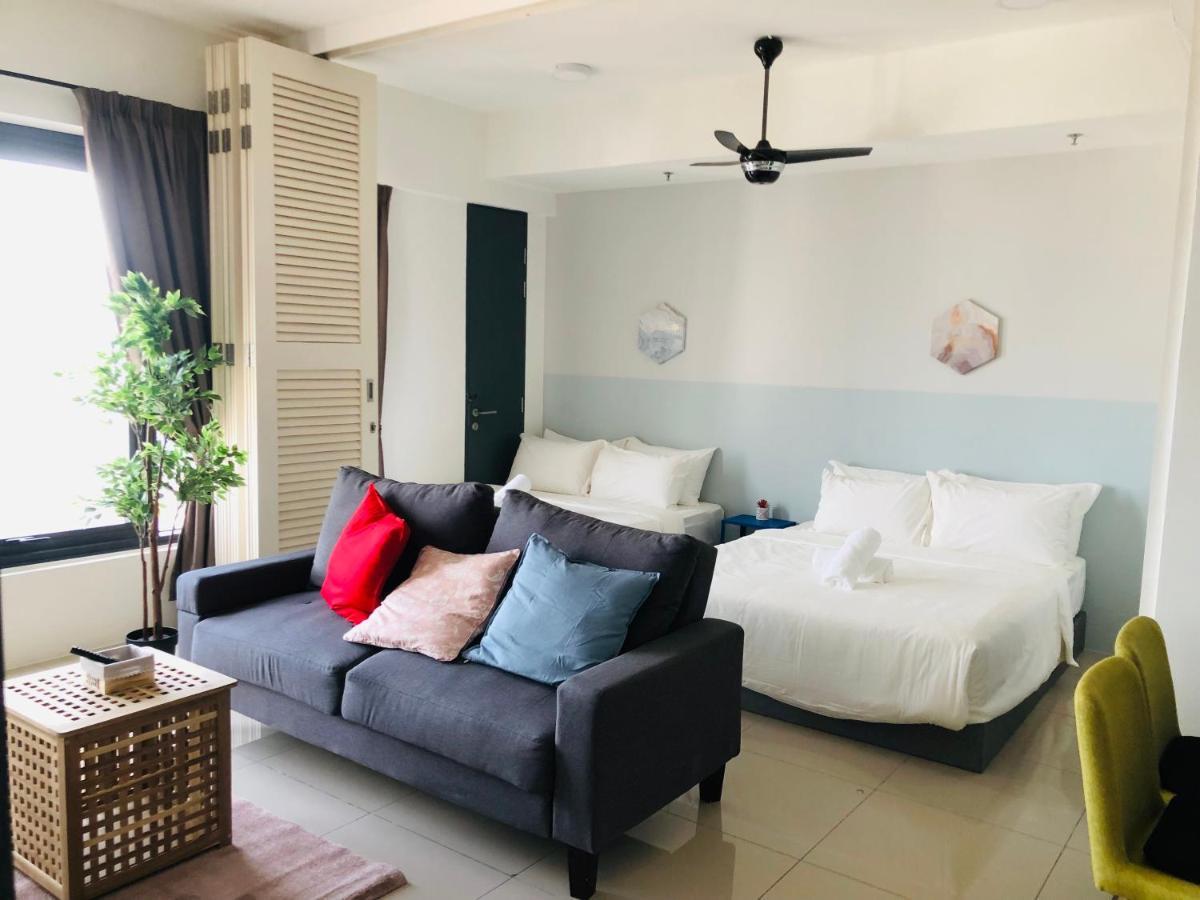 Tropicana 218 Macalister Netflix Unit By Blue Sky Holidays George Town Buitenkant foto