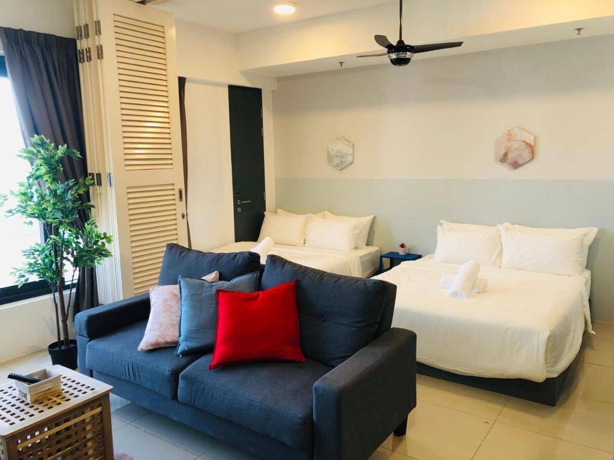 Tropicana 218 Macalister Netflix Unit By Blue Sky Holidays George Town Buitenkant foto