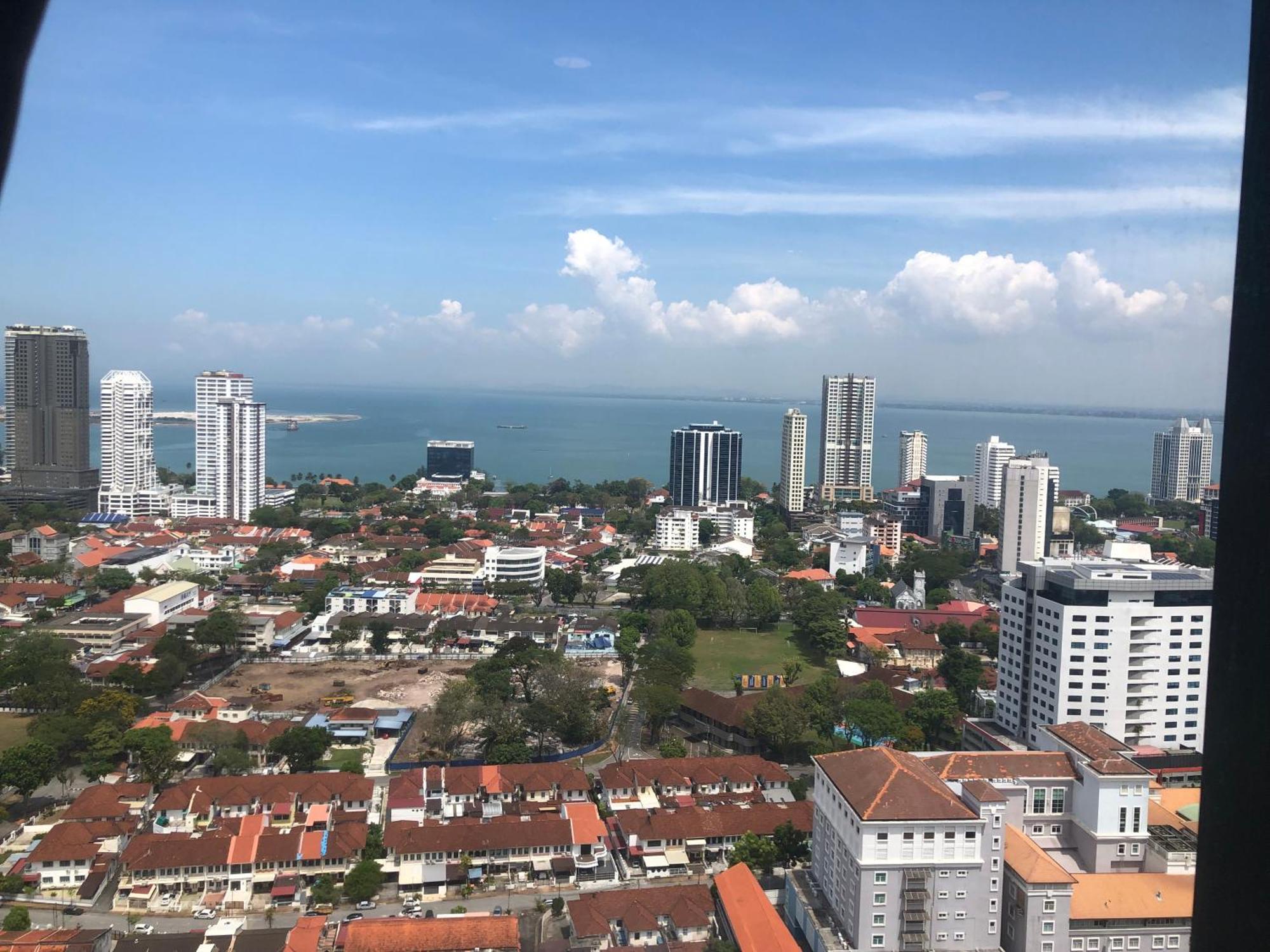 Tropicana 218 Macalister Netflix Unit By Blue Sky Holidays George Town Buitenkant foto